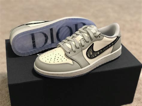 dior x air jordan 1 low ราคา